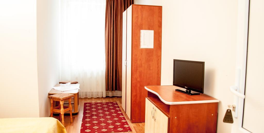 Complex Anna BaileTusnad Cameră foto